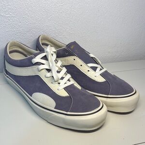 (32) Vans Vault X Julian Klincewicz Rare Purple and White Sneakers Brand New